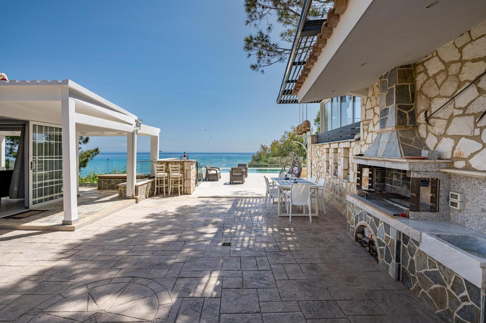 Addimare Sea View Villa, And Events Venue 阿里克斯 外观 照片