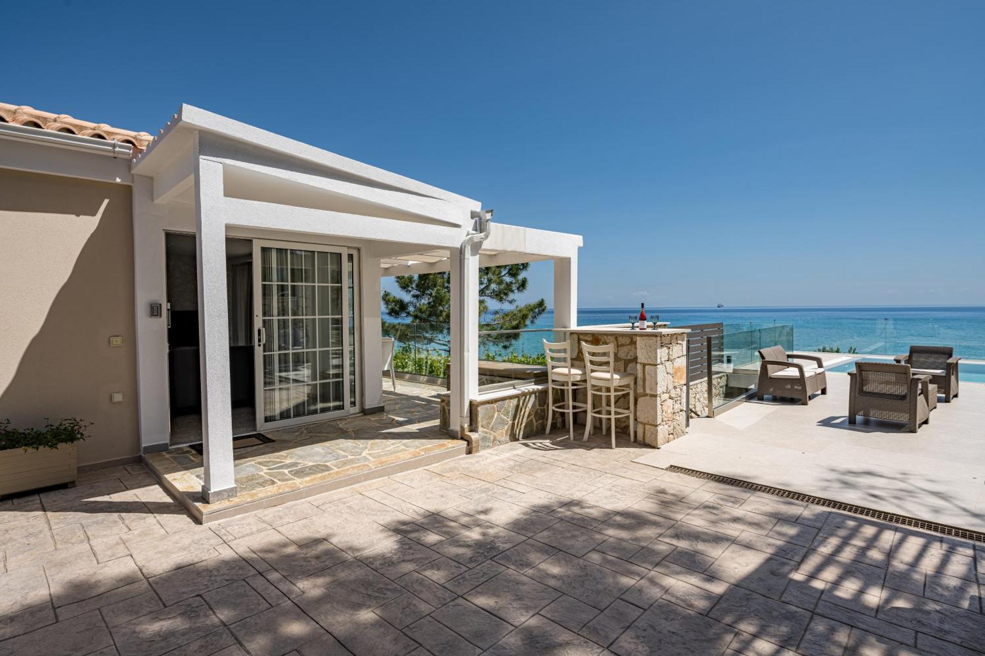 Addimare Sea View Villa, And Events Venue 阿里克斯 外观 照片